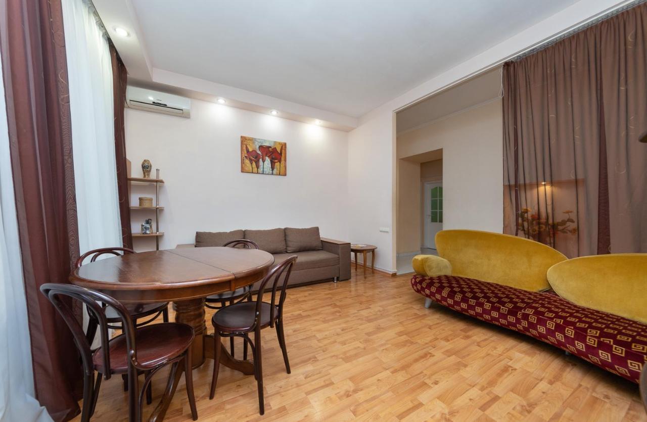 Apartamenty Sofia Київ Екстер'єр фото